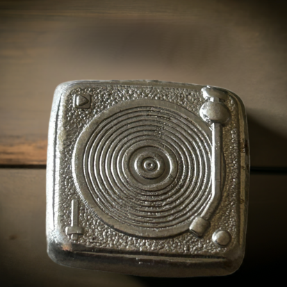 In the mix  - Stamped Turntable 1 Troy Oz Silver, Collectible Investment, Perfect Gift for Music Enthusiasts - Image 9