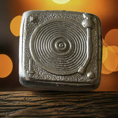 In the mix  - Stamped Turntable 1 Troy Oz Silver, Collectible Investment, Perfect Gift for Music Enthusiasts