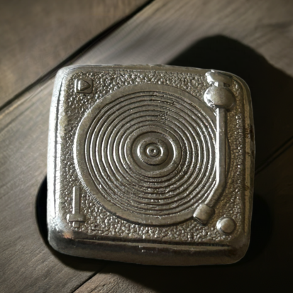 In the mix  - Stamped Turntable 1 Troy Oz Silver, Collectible Investment, Perfect Gift for Music Enthusiasts - Image 12