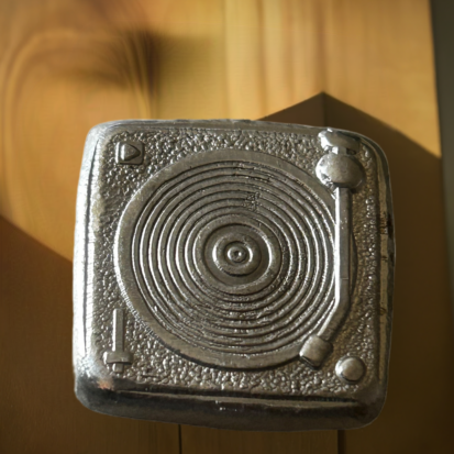 In the mix  - Stamped Turntable 1 Troy Oz Silver, Collectible Investment, Perfect Gift for Music Enthusiasts - Image 10