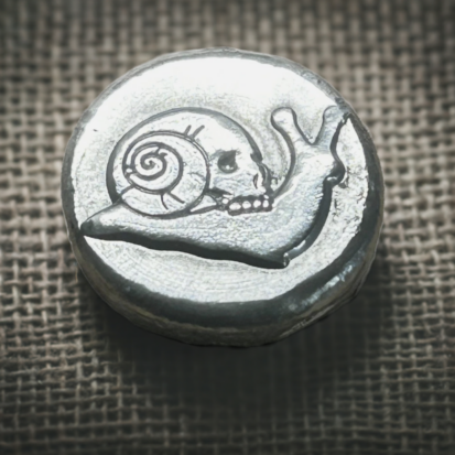 Gothic 1 Troy Oz Silver Round with Skull Snail Motif, Handcrafted Pure Silver Coin, Ideal for Collectors or Unusual Gift - Image 6