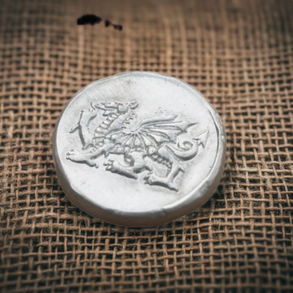 1oz Welsh Dragon Round, 999fs, Solid Silver, Handmade Coin for Collecting and Special Occasions. - Image 7