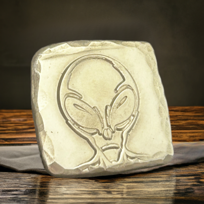 1 Troy Oz Fine 999 Silver Alien Square, Scottish Handmade Treasure for Unique Gift Ideas - Image 2