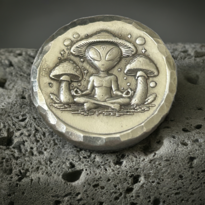 2 Troy oz Solid Silver Round, Hippy Alien & Magic Mushrooms, Handcrafted from 999 Fine Silver, Unique Gift for Collectors - Image 4