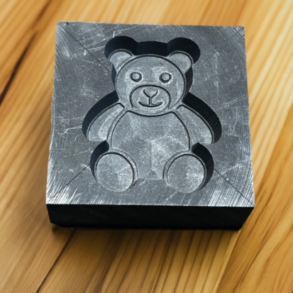 Graphite Mold in Bear Shape, Ideal for Casting Metals and Glass, 50mm x 50mm x 20mm, Great Gift for DIY Enthusiast - Image 6