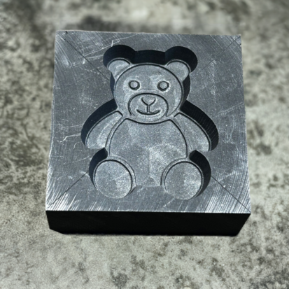 Graphite Mold in Bear Shape, Ideal for Casting Metals and Glass, 50mm x 50mm x 20mm, Great Gift for DIY Enthusiast - Image 2