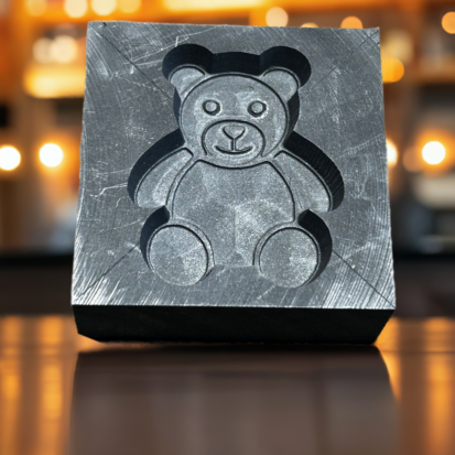Graphite Mold in Bear Shape, Ideal for Casting Metals and Glass, 50mm x 50mm x 20mm, Great Gift for DIY Enthusiast - Image 10