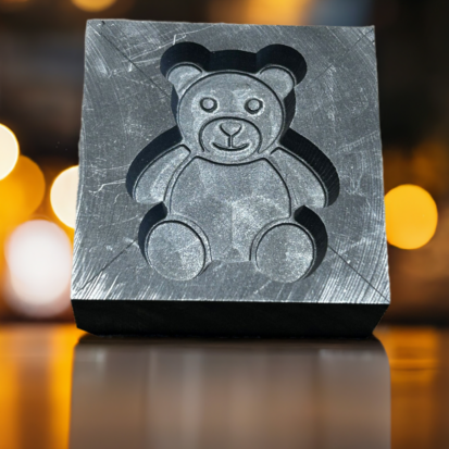 Graphite Mold in Bear Shape, Ideal for Casting Metals and Glass, 50mm x 50mm x 20mm, Great Gift for DIY Enthusiast