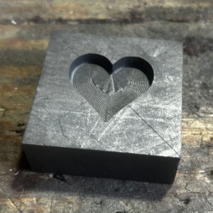 Graphite Mould with Heart Card Suit, 50x50x20mm, Perfect for Metal and Glass Casting, Unique Gift for Craft Lovers