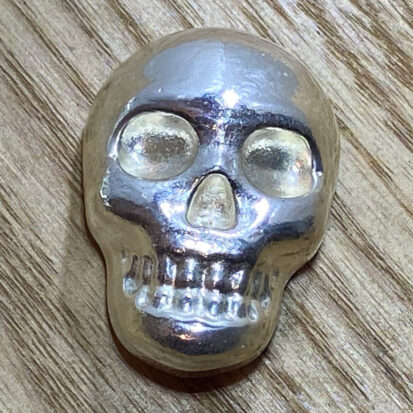Plain Silver Skull – 100g Hand Poured Unique Decorative Piece, Perfect for Gothic Home Decor or Edgy Gift 2