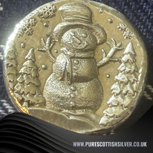 1 troy ounce, 999fs snowman round – exquisite handmade Scottish coin – ideal gift for Christmas or winter lovers.