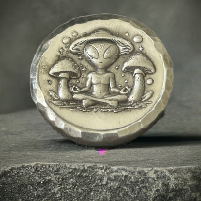 2 Troy oz Solid Silver Round, Hippy Alien & Magic Mushrooms, Handcrafted from 999 Fine Silver, Unique Gift for Collectors - Image 2